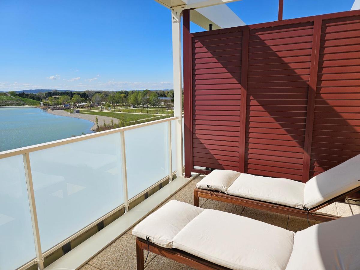 Lakeside Provence - Appartement 4 Etoiles Face Au Lac De Monteux Bagian luar foto