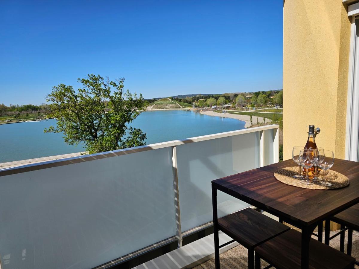 Lakeside Provence - Appartement 4 Etoiles Face Au Lac De Monteux Bagian luar foto