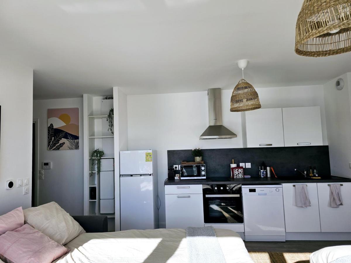 Lakeside Provence - Appartement 4 Etoiles Face Au Lac De Monteux Bagian luar foto