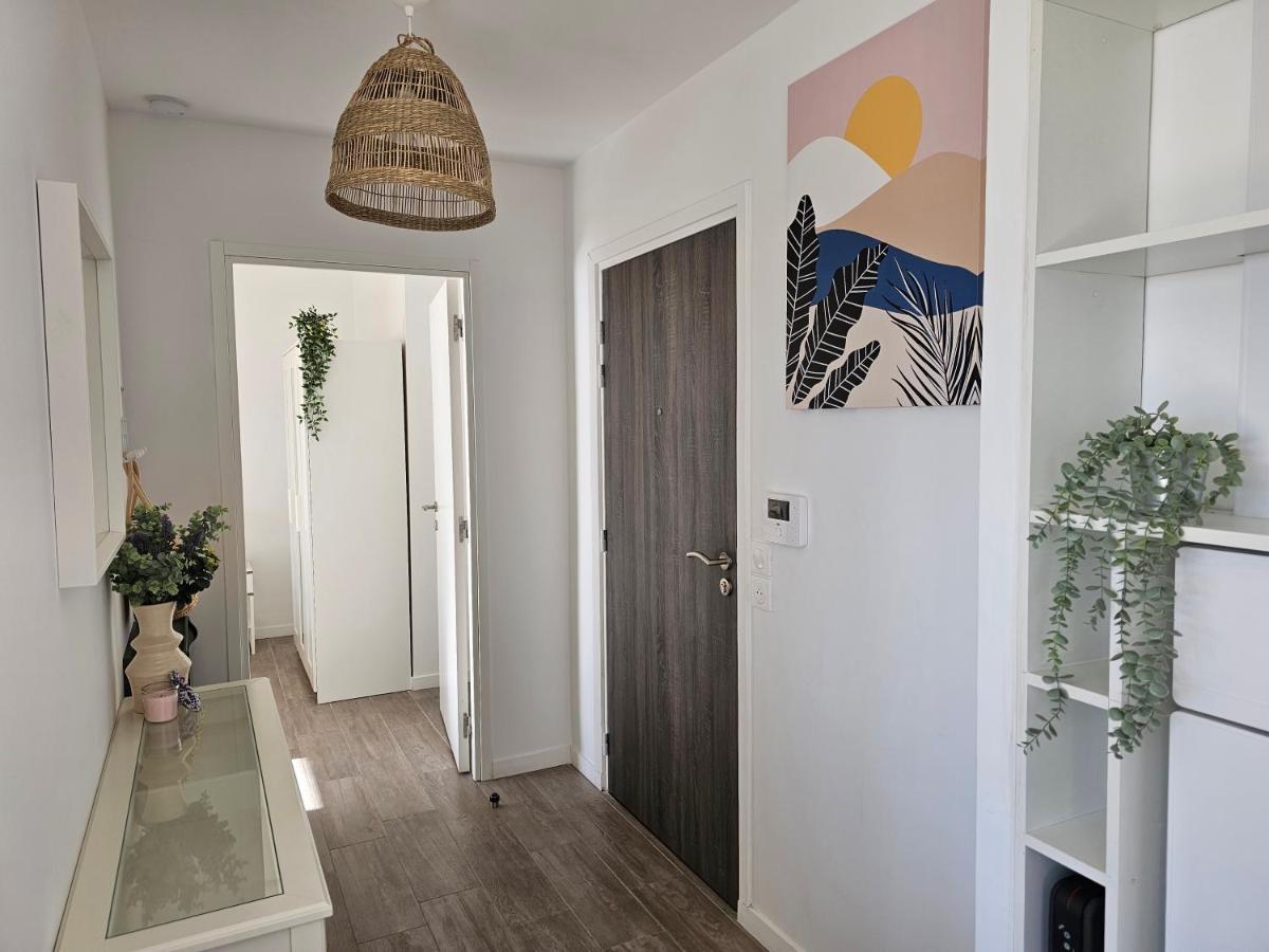 Lakeside Provence - Appartement 4 Etoiles Face Au Lac De Monteux Bagian luar foto